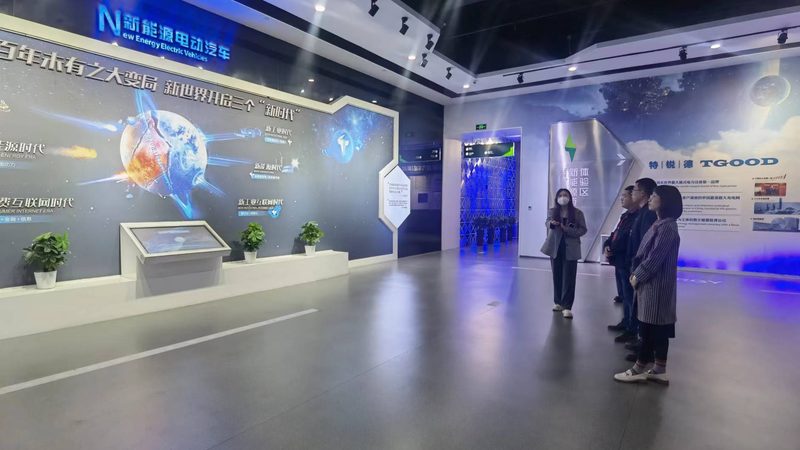 太阳能电池材料材质对比：揭秘高效与耐久性的秘密**